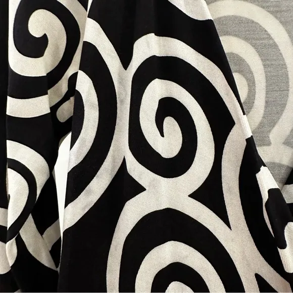 DVF Diane Von Furstenberg NEW JULIAN TWO Silk Jersey Wrap Dress Swirl Black sz 4
