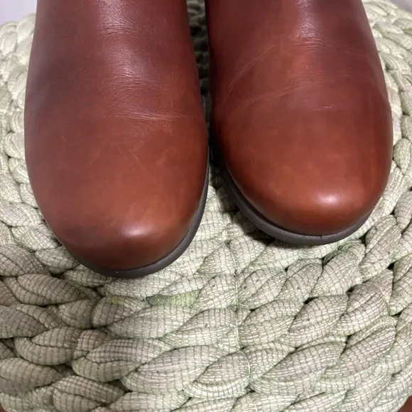 ECCO Abelone Buckle Brown Leather Flat Comfort Ankle Boots