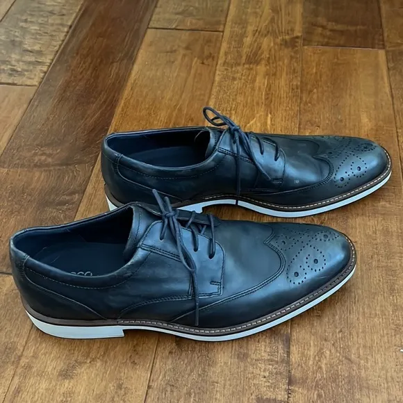 Ecco Biarritz Brogue Derby Shoes