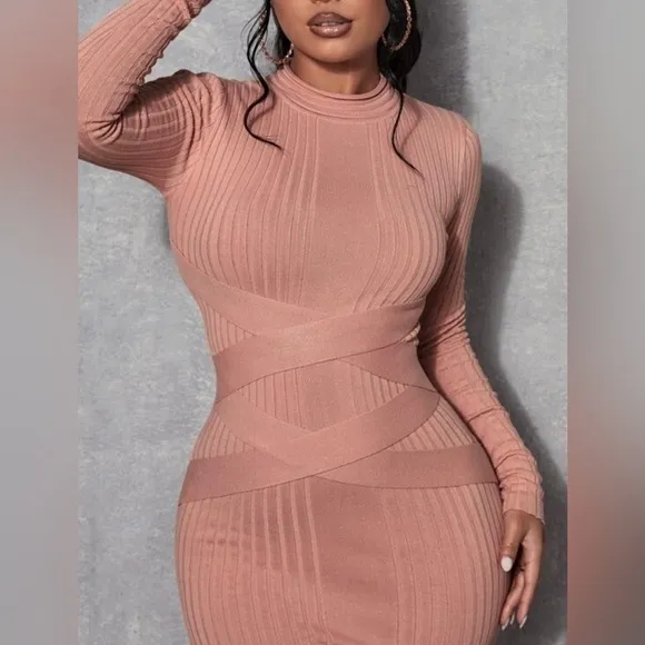 Elegant Long Sweater Midi Dress Contrast Strap Pattern