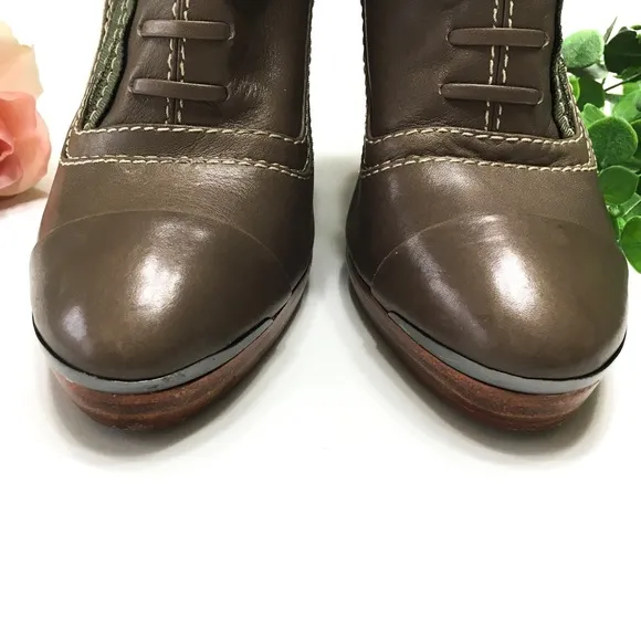 Elie Tahari Knee High Zip Block Heel Boots, sz 37