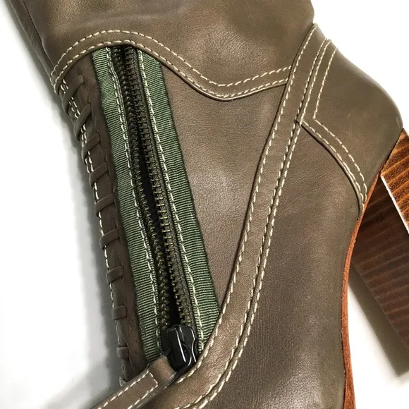 Elie Tahari Knee High Zip Block Heel Boots, sz 37