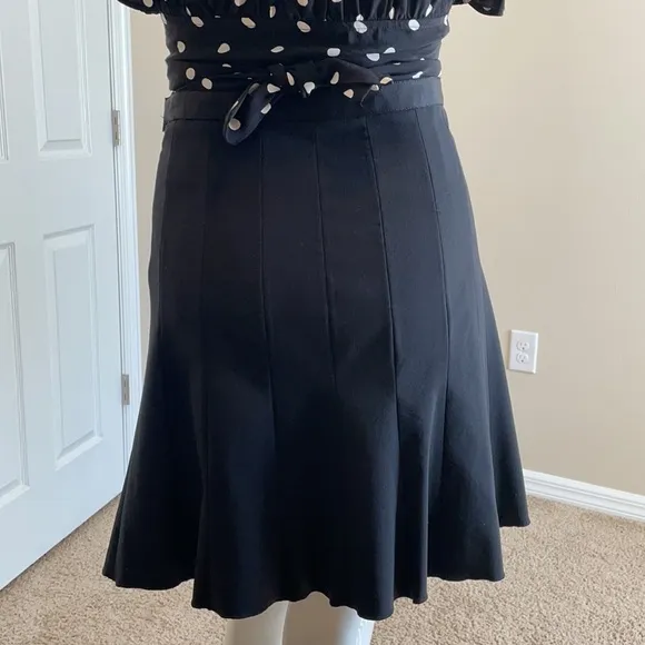 Elie Tahari wool a line mini skirt size 6 EUC