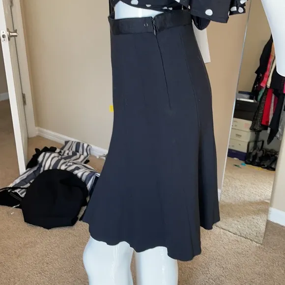 Elie Tahari wool a line mini skirt size 6 EUC