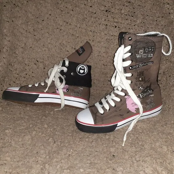 EMILY THE STRANGE-Reversable Snap-Sneaker Boots-Graffitied Brown-RARE-Sz 6-NM