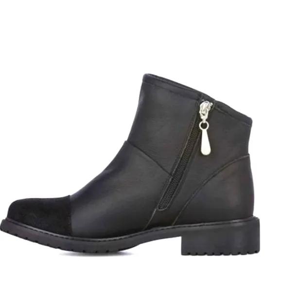 EMU AUSTRALIA Pinjarra Leather Boots ~ NWT