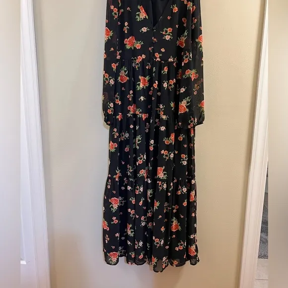 English Rose Onyx Floral Monaco Tiered Maxi Dress 010