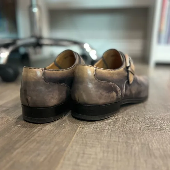 EUC Men’s Size 9.5 Magnanni Leather Shoes
