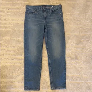 Everlane Men 4 way Stretch Athletic Fit 32x30 Mid/Light Wash Organic Denim Jeans