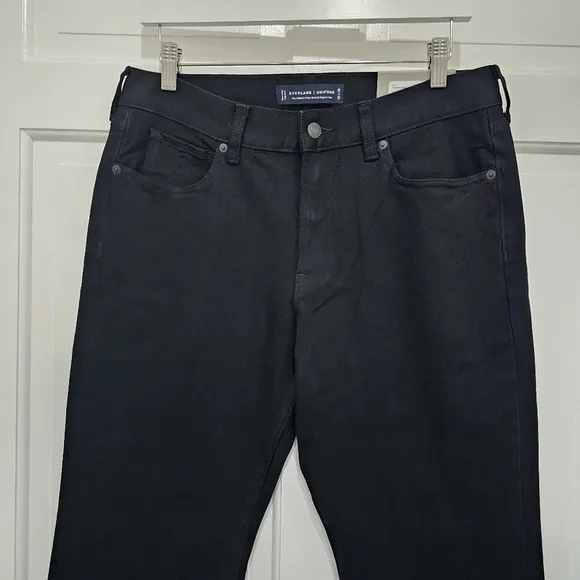 Everlane The Athletic 4-Way Stretch Organic Jean Uniform Black Size 32x28