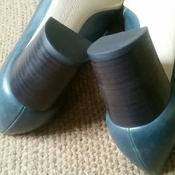 Ferragamo casual  shoes