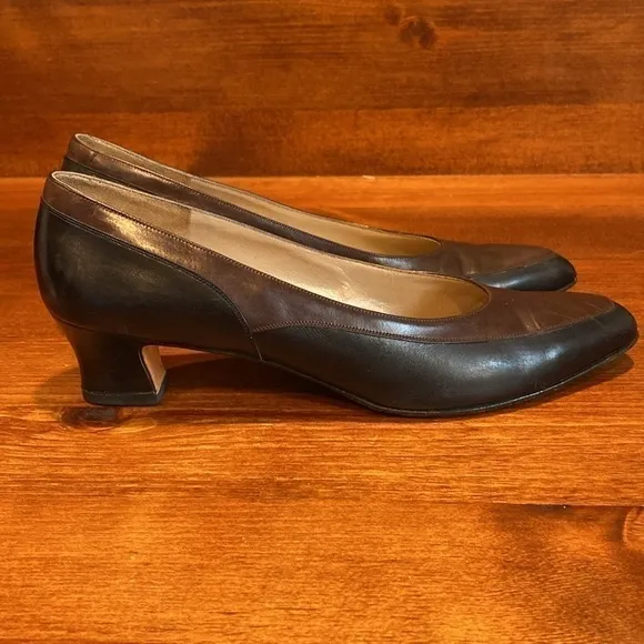 Ferragamo Women's Shoes two tone black brown pump sz 9.5 AAA