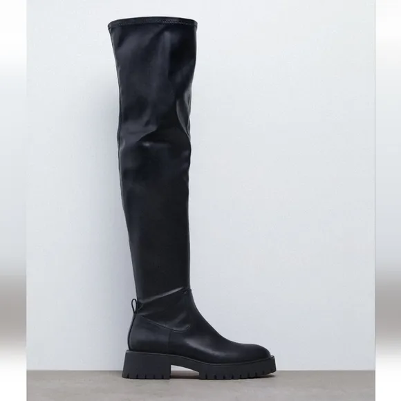 FLAT OVER THE KNEE BOOTS