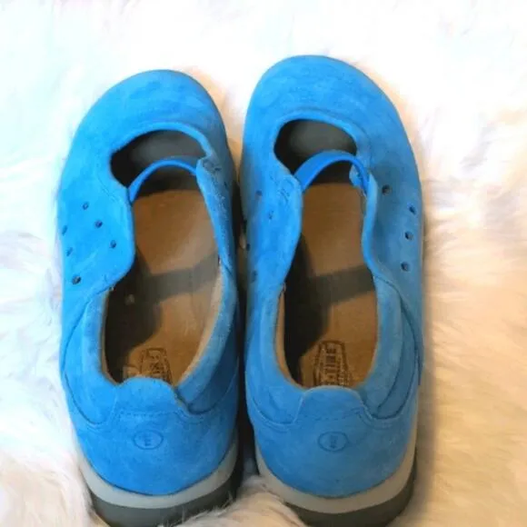 FLAT TIRE Captiva Blue Suede Denim Shoes Size 10