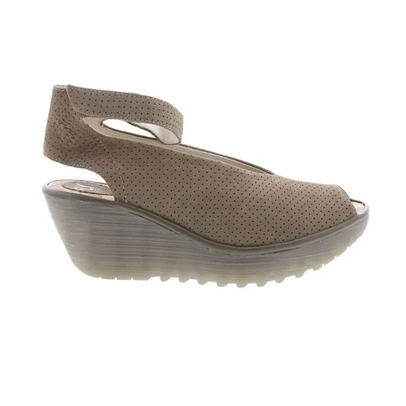 Fly London Womens Yala Perf Wide Brown Shoes (NWT)