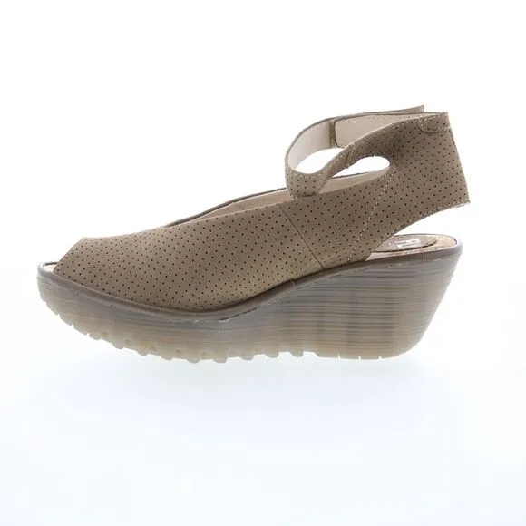 Fly London Womens Yala Perf Wide Brown Shoes (NWT)