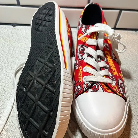 Foco Kansas City Chiefs Mens shoes size 9 taylor swift travis kelce