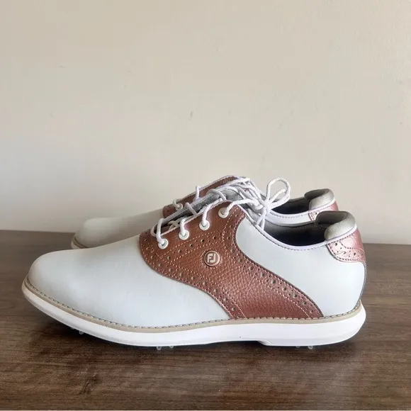 FootJoy Traditions Women's Golf Shoe Size 9.5 NEW