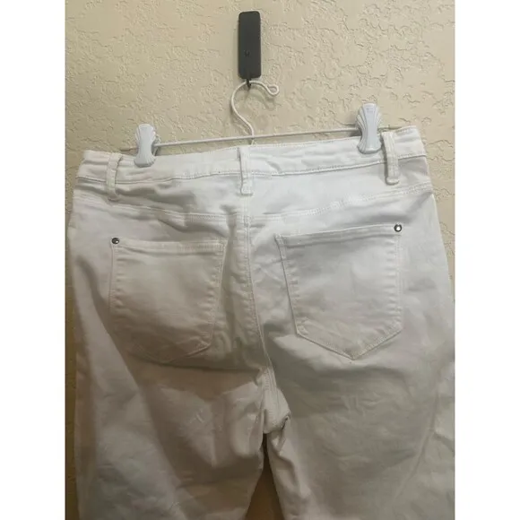 Frank Lyman Women’s White Sequin Embellished Jeans Size M