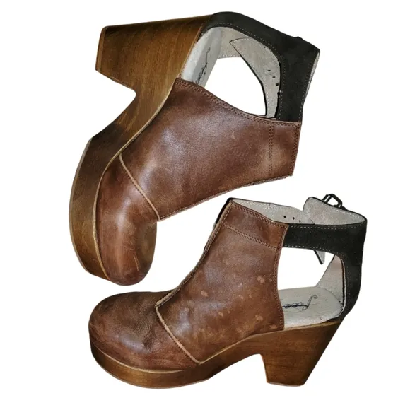 Free People Amber Orchard Clog Size/ 38