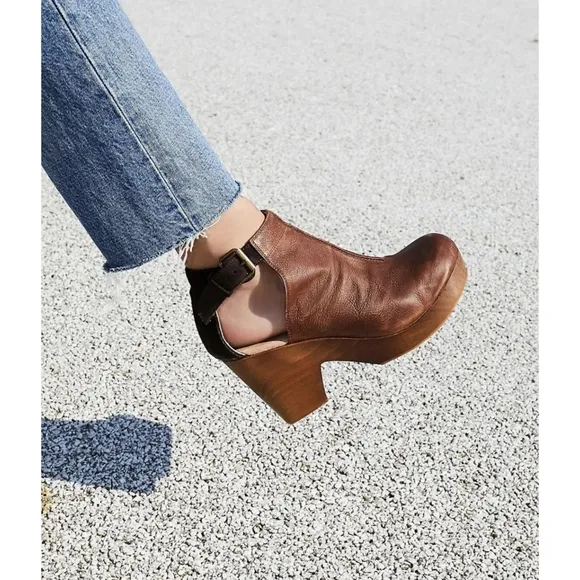Free People Amber Orchard Clog Size/ 38
