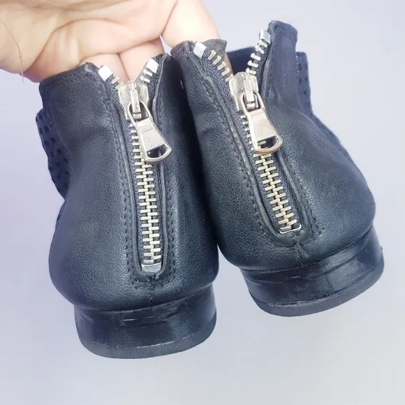 Free People | Black Low Top Flat Boots, 9.5