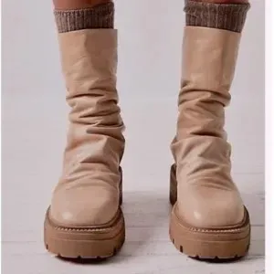 Free People Emma Platform Combat Boot in EU Size 37 🔥🔥
