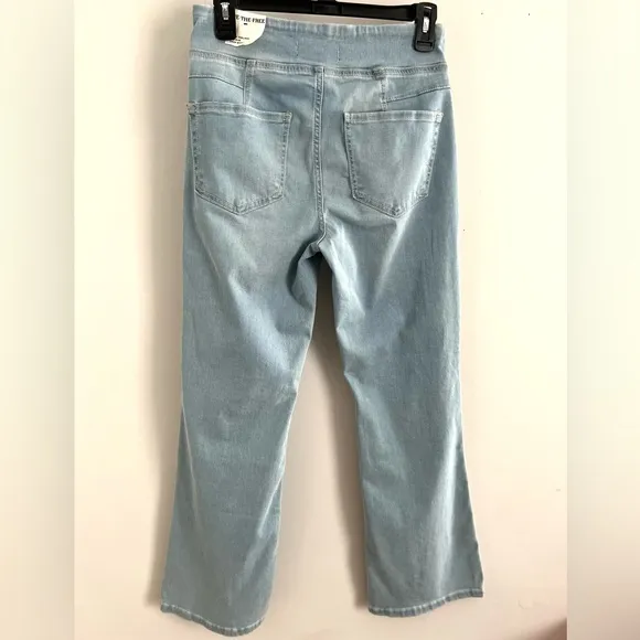 🌻🆕FREE PEOPLE IN MY FEELINGS CROPPED SLIM FLARE JEANS-SIZE SMALL (4-6)