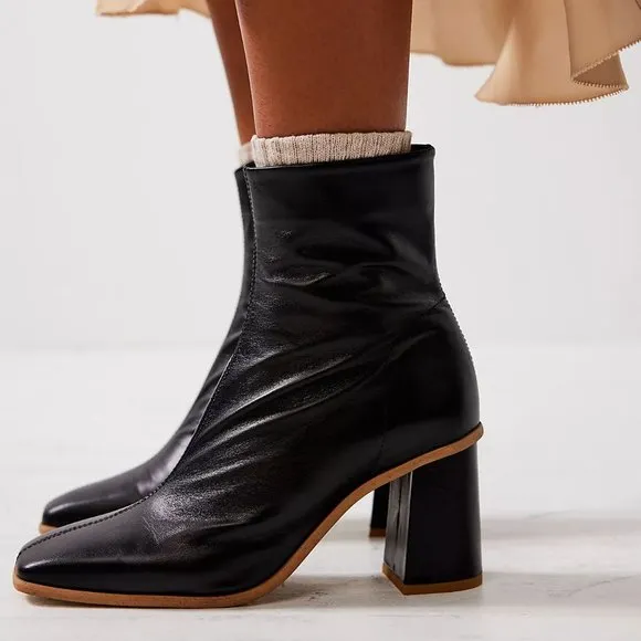 FREE PEOPLE Sienna Square Toe Ankle BOOTS Size 40 9.5 10 Black Leather NEW $198