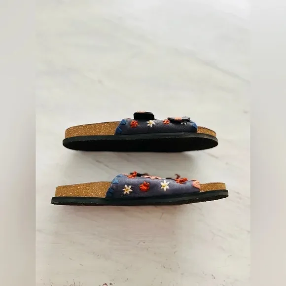 Free People Wildflowers Crossband Sandals in Blue Size 38 EUC $98