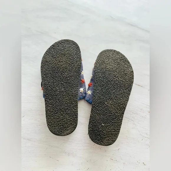 Free People Wildflowers Crossband Sandals in Blue Size 38 EUC $98