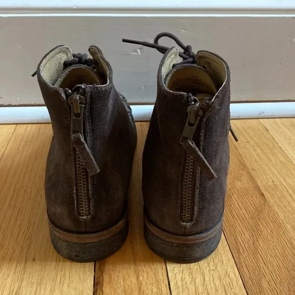 Free People xFaryl Robin Dana Chocolate Brown Booties Size 10 Ruffle Lace Up Zip