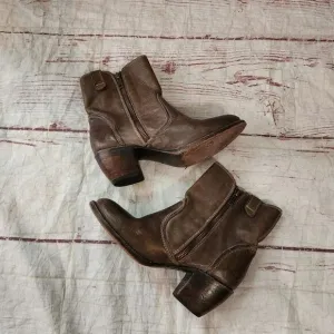 Freebird by Steven South Leather Double Zipper Ankle Boots Size 6