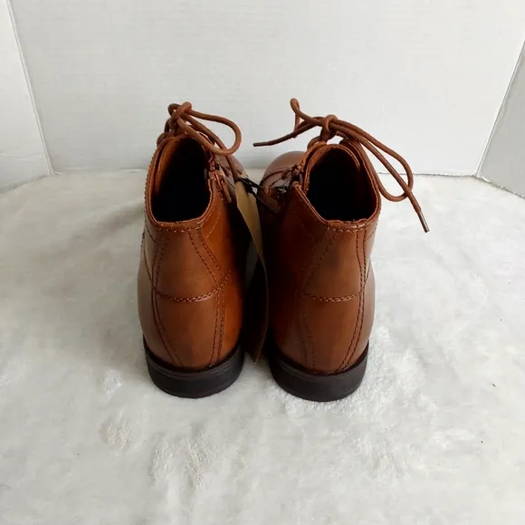 Frye and Co. Men's Mullen Flat Heel Chukka Lace-Up Boots