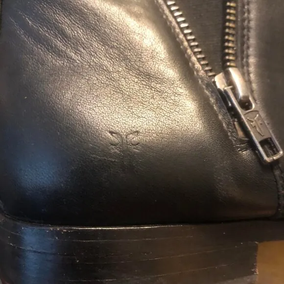 FRYE Carly Zipper Accent Leather Ankle Booties in Black SZ 11 MSRP $298