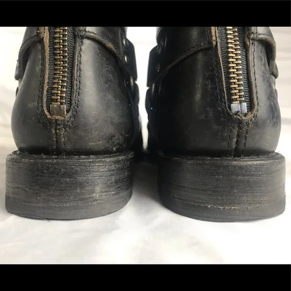 FRYE Moto Back Zipper Harness Boot 6.5