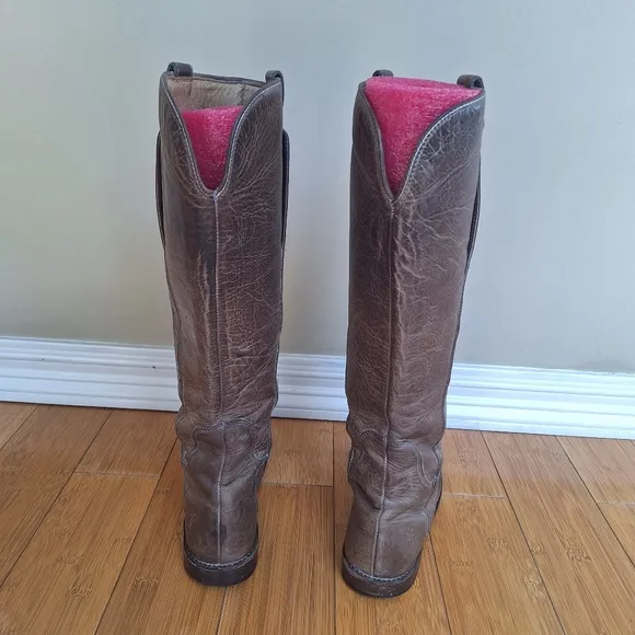 Frye Paige Tall Riding Boots Tan Distressed Leather Made in Mexico women's sz 6