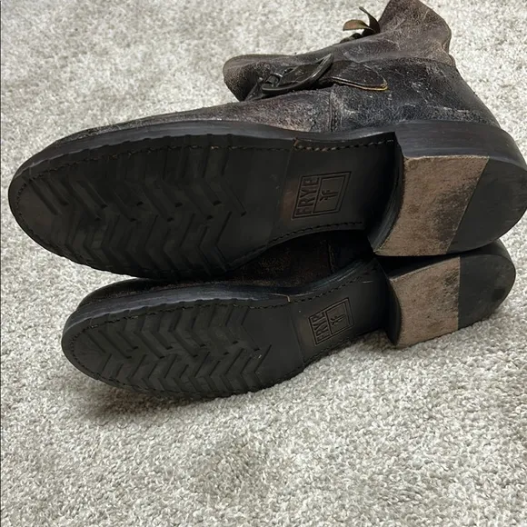 Frye Veronica Distressed Finish moto boots size 9.5