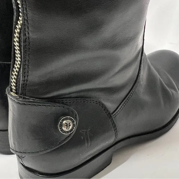 FRYE Women’s Black Leather Zip Up Knee High Boots. Flat Heel.