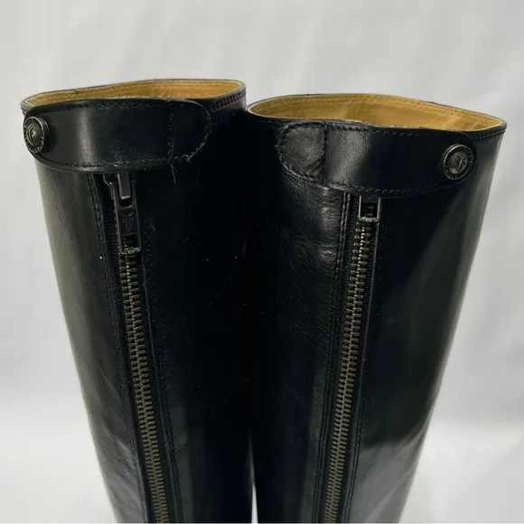 FRYE Women’s Black Leather Zip Up Knee High Boots. Flat Heel.