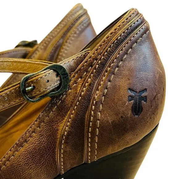 Frye Women’s Sz 8.5 Brown Leather T-Strap Block Heels Pumps Shoes Betty
