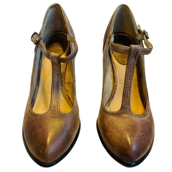 Frye Women’s Sz 8.5 Brown Leather T-Strap Block Heels Pumps Shoes Betty