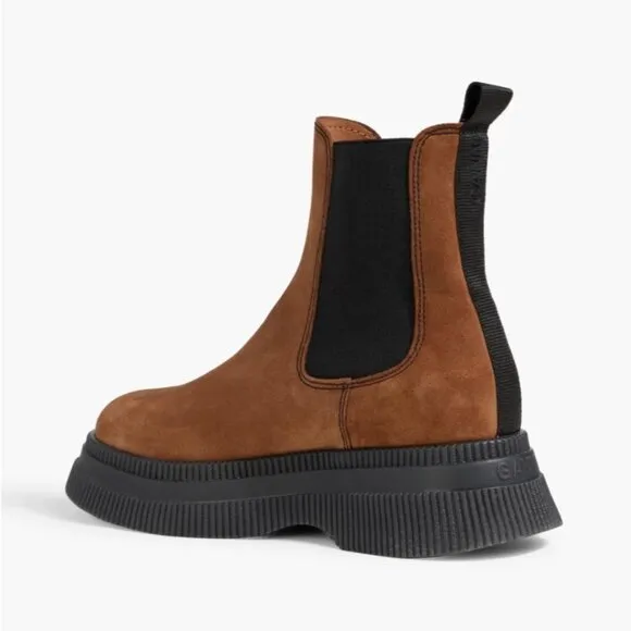 GANNI / Suede Chelsea boots Brown / Black / Size: Women's EU 40 / US 10