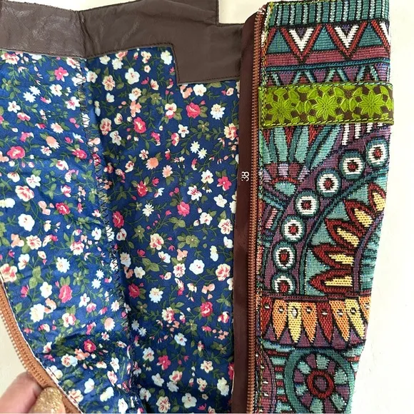 GENUINE LEATHER AND EMBROIDERED PATCHWORK ROUND TOE FLAT RIDING BOOTS NEW! Sz7.5