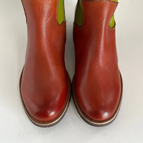 GENUINE LEATHER AND EMBROIDERED PATCHWORK ROUND TOE FLAT RIDING BOOTS NEW! Sz7.5