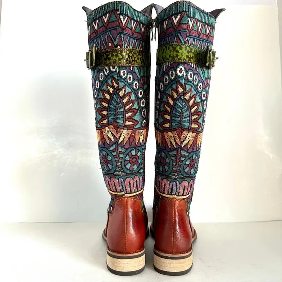 GENUINE LEATHER AND EMBROIDERED PATCHWORK ROUND TOE FLAT RIDING BOOTS NEW! Sz7.5