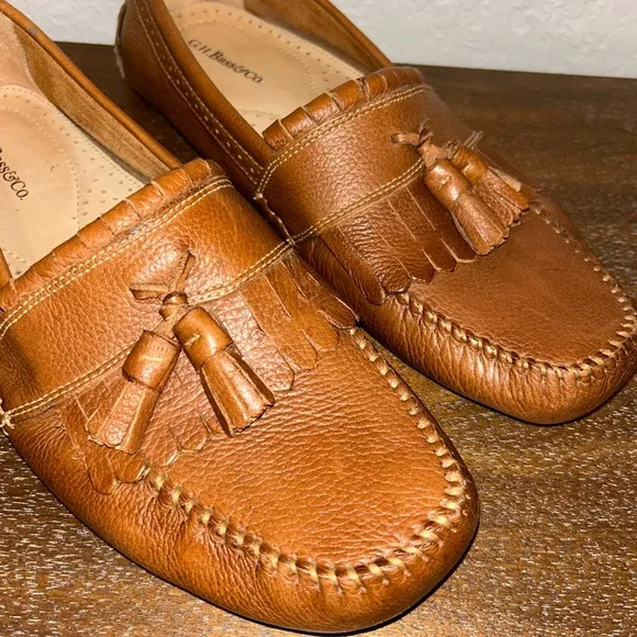 G.H. Bass &amp; Co. Slip On Leather Tassel Driver Loafer Shoes