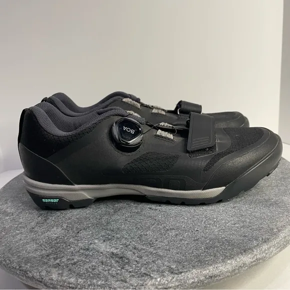 Giro Ventana W Mountain Cycling Shoes 8.5 Black Cord Tie