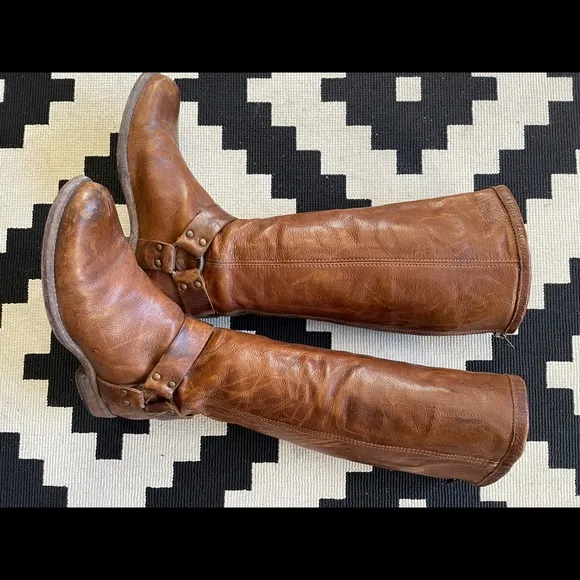 GORGEOUS Classic Frye Phillip Harness Tall Boots