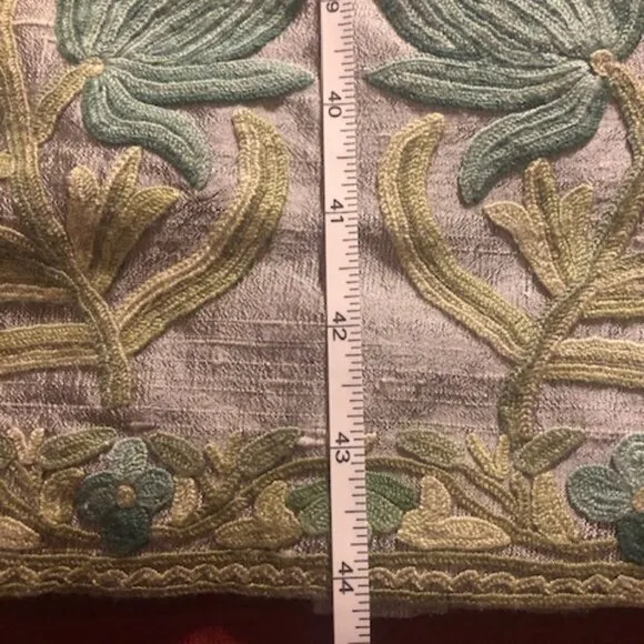 Gorgeous Pale Green Silk Coat/Kimono from Kashmir Imports; NWT; Size Medium;